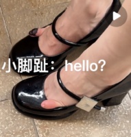 女鞋过窄，不只是磨脚那么简单