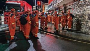 遭遇泥石流怎么办？专家支招科学避险与自救