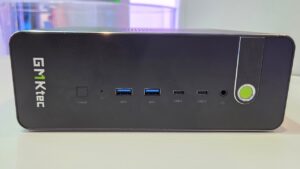 极摩客EVO-X5 Pro亮相IFA 2026：配锐龙AI Max+ PRO 495处理器和192GB统一内存