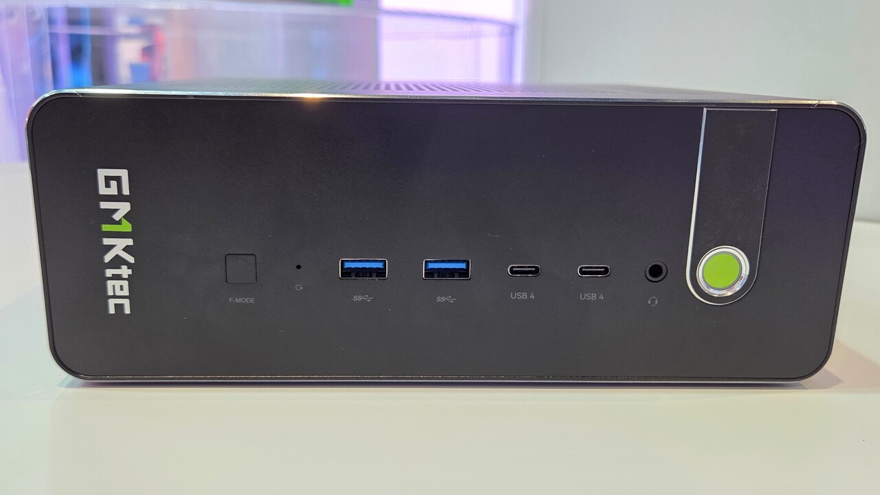 极摩客EVO-X5 Pro亮相IFA 2026:配锐龙AI Max+ PRO 495处理器和192GB统一内存