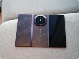 华为秋季发布会：Mate XT 2 与 HarmonyOS 7 登场