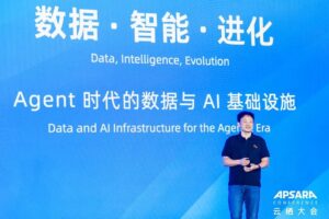 Agent正在重写AI基础设施：从数据到智能的链路变化