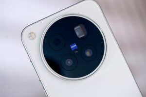 鲁大师Q3性能榜：vivo系包揽前三，小米18 Pro Max排第七
