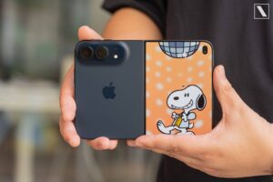 iPhone Duo 2 原型机曝光:外屏屏下 Face ID 与操作按钮进入测试